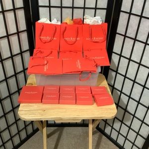 A Lot of James Avery Boxes & Bags with Dust Bags 8 Small and 1 Large
